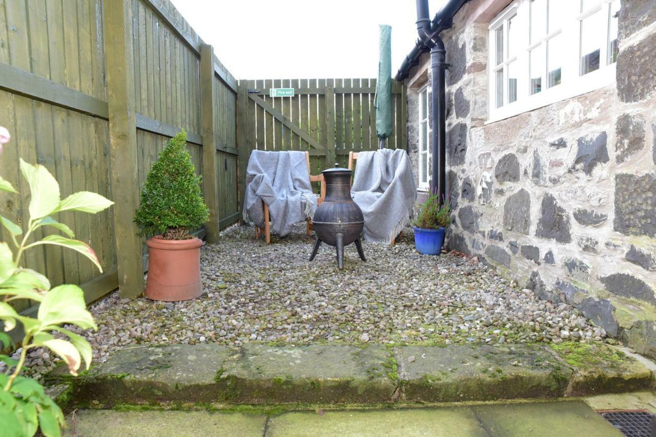Dundas Flat, 1 Bedroom, クリフ エクステリア 写真