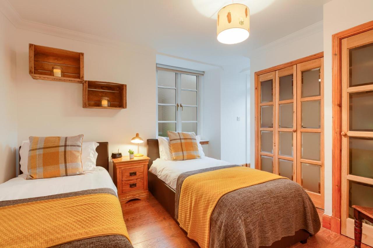 Dundas Flat, 1 Bedroom, クリフ エクステリア 写真